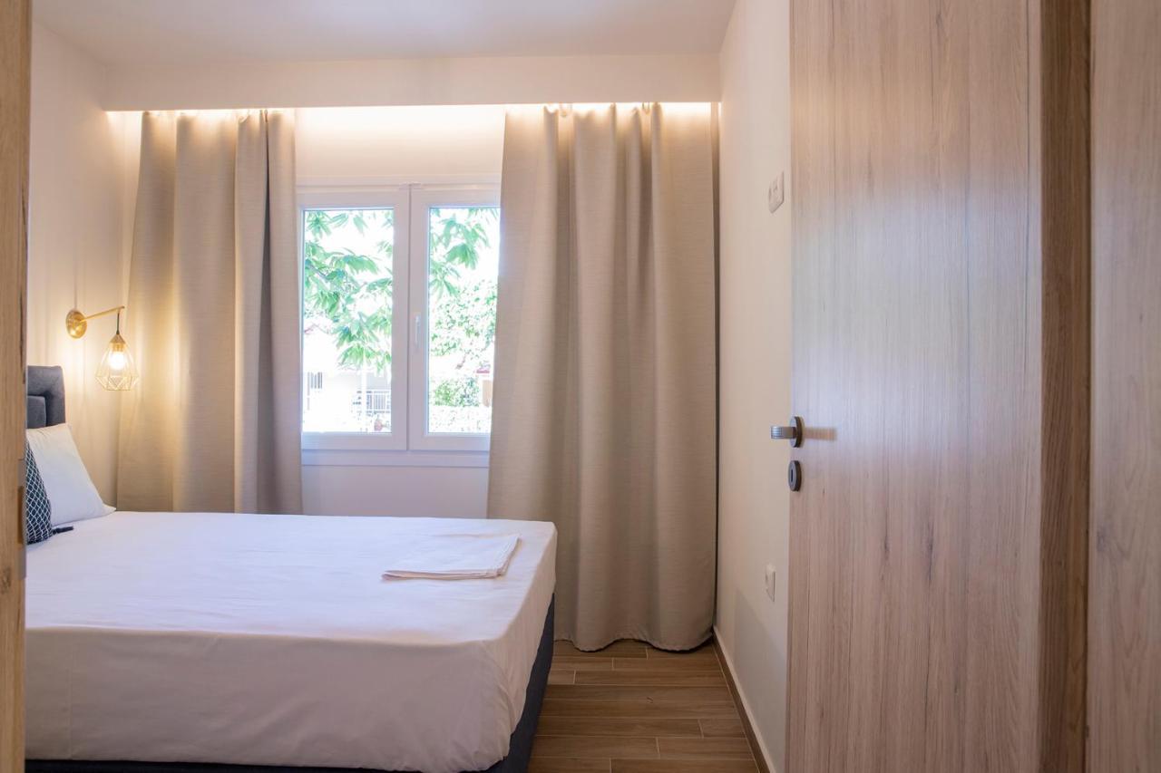Elena Luxury Living Leilighet Paralía Skotínis Eksteriør bilde